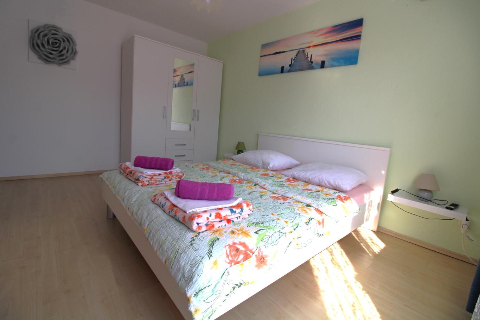 Apartment Studio Baric Πόρετς Εξωτερικό φωτογραφία